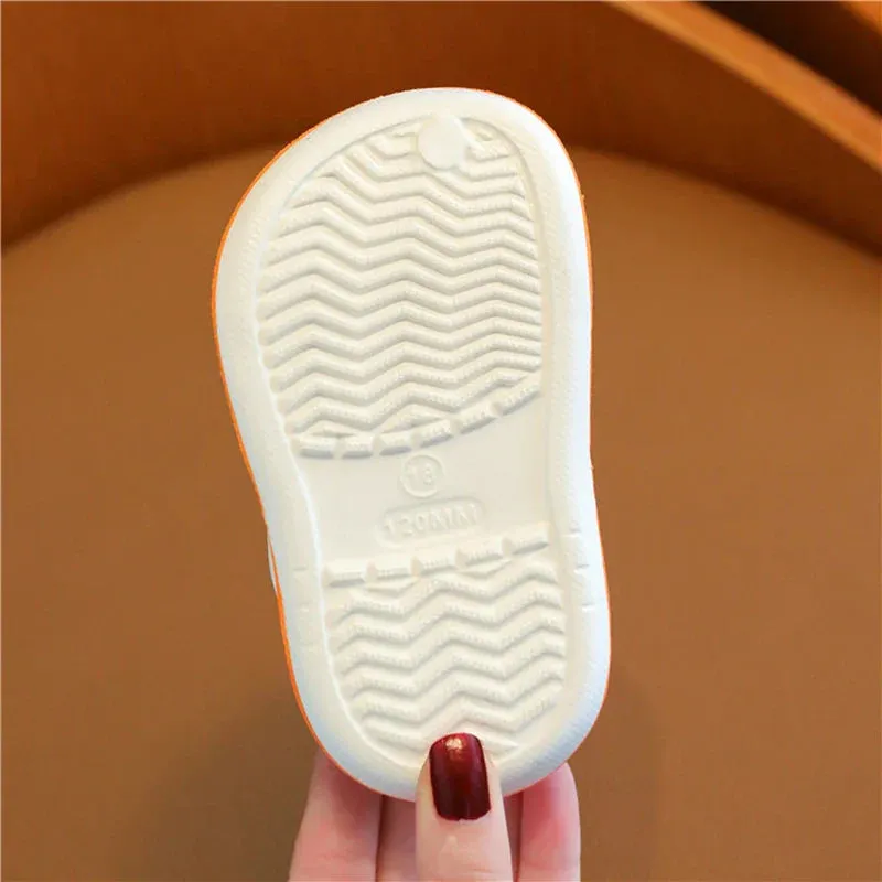 Summer Sandals Kids Shoes Boys Girls Cartoon Water Shoes Baby Beach Shoes Flat Heels Cartoon Slippers Children's Garden Shoes