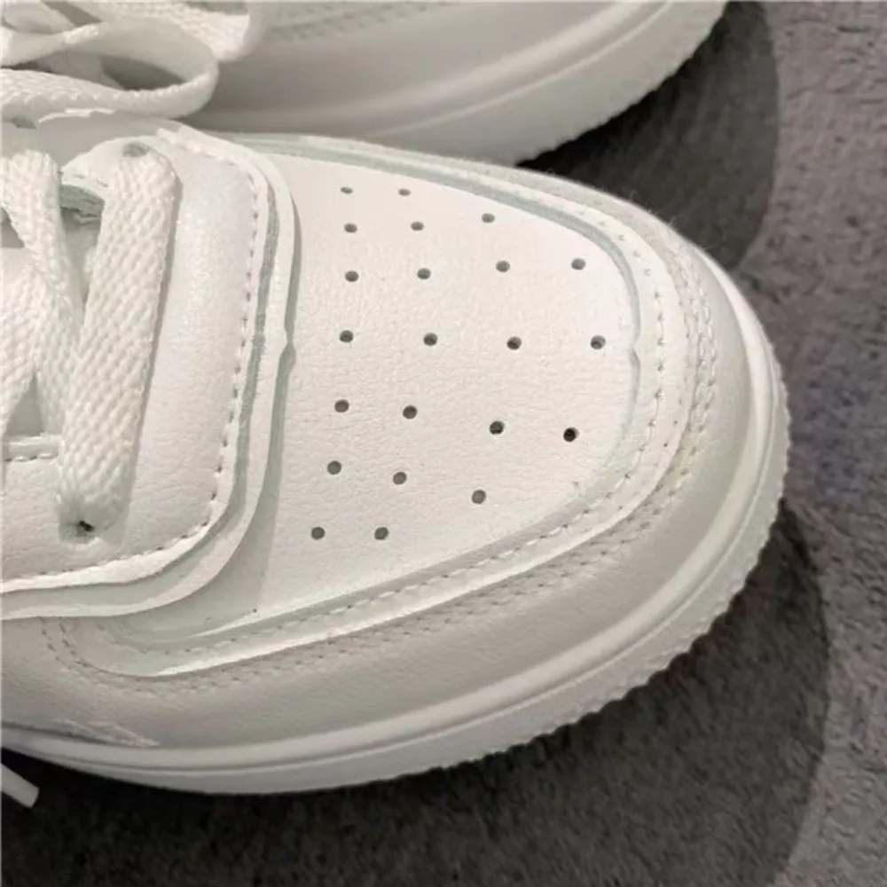 “White D”Shoes