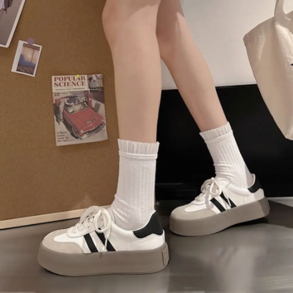 “Wire D”Shoes