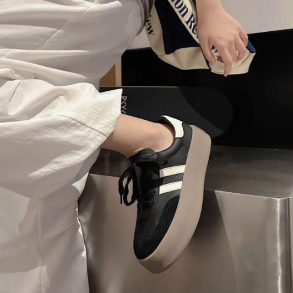 “Wire D”Shoes