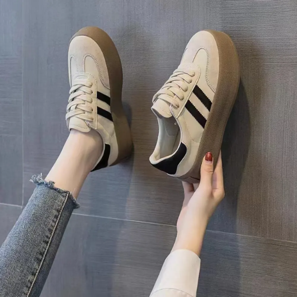 “Wire D”Shoes