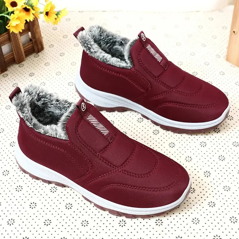 Women's Cozy Fleece-Lined Winter Slip-On Shoes