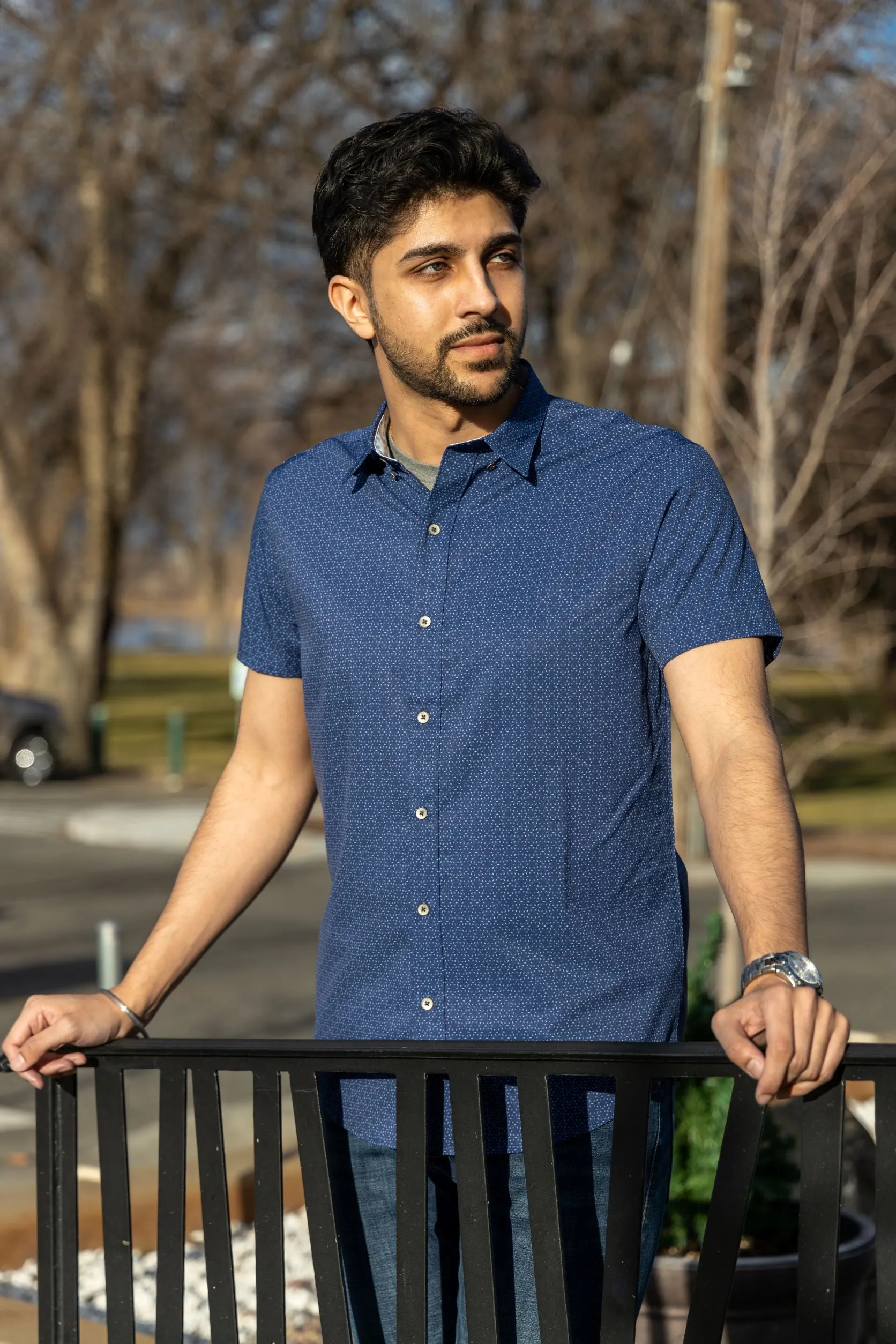 W.R.K. Daisy Floral 4-Way Stretch SS Shirt. Last one! 50% Off Clearance sale!